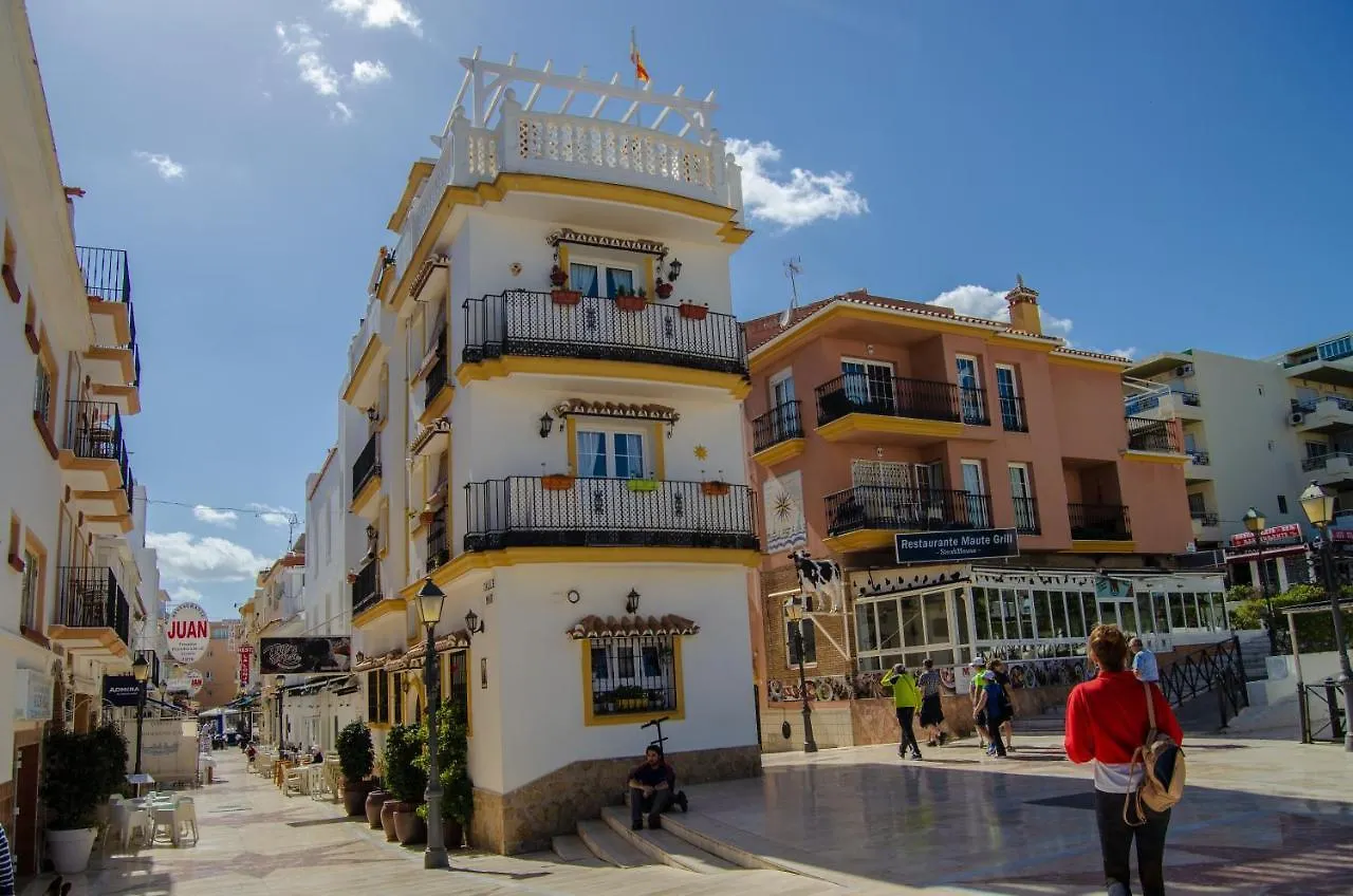La Carihuela Torremolinos- Studio 1- Costa Sol Holiday Rentals Apartment Torremolinos