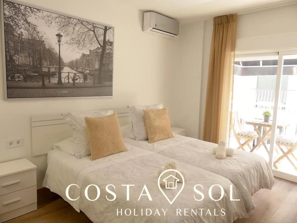 La Carihuela Torremolinos- Studio 1- Costa Sol Holiday Rentals Torremolinos
